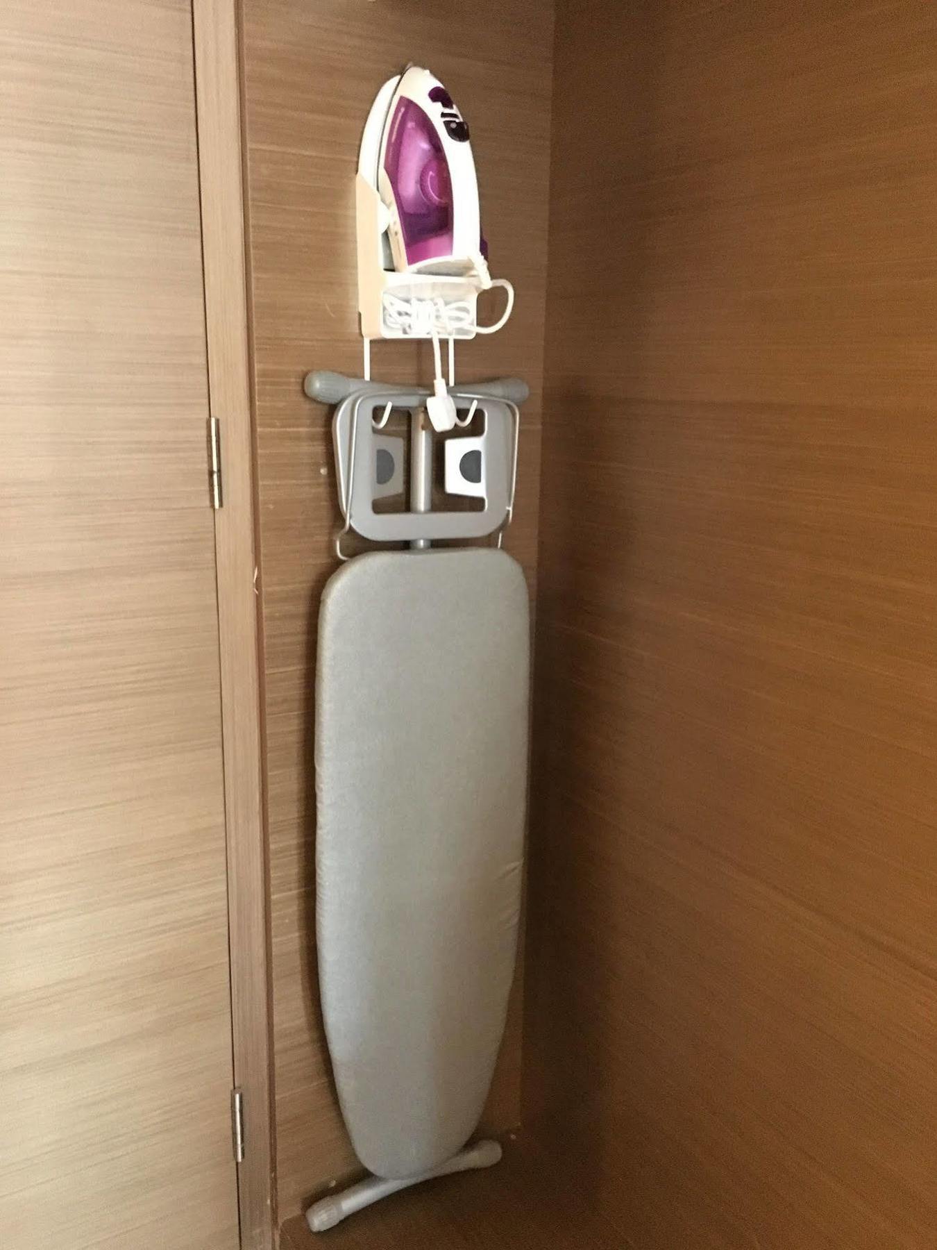 ヒルトン ガーデン イン ホンコン モンコック 香港 エクステリア 写真